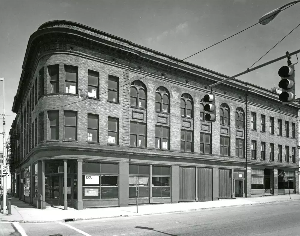 Wheeler Block (1896)