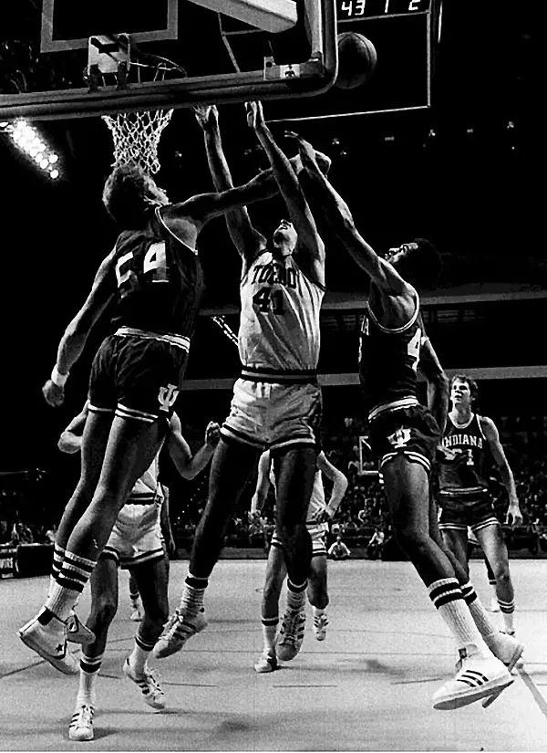 The inaugural game of Centennial Hall, 1976 